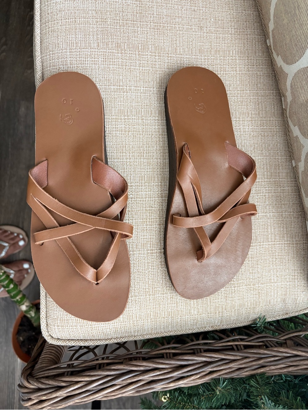 Women's Strappy Brown Leather Flat Sandals